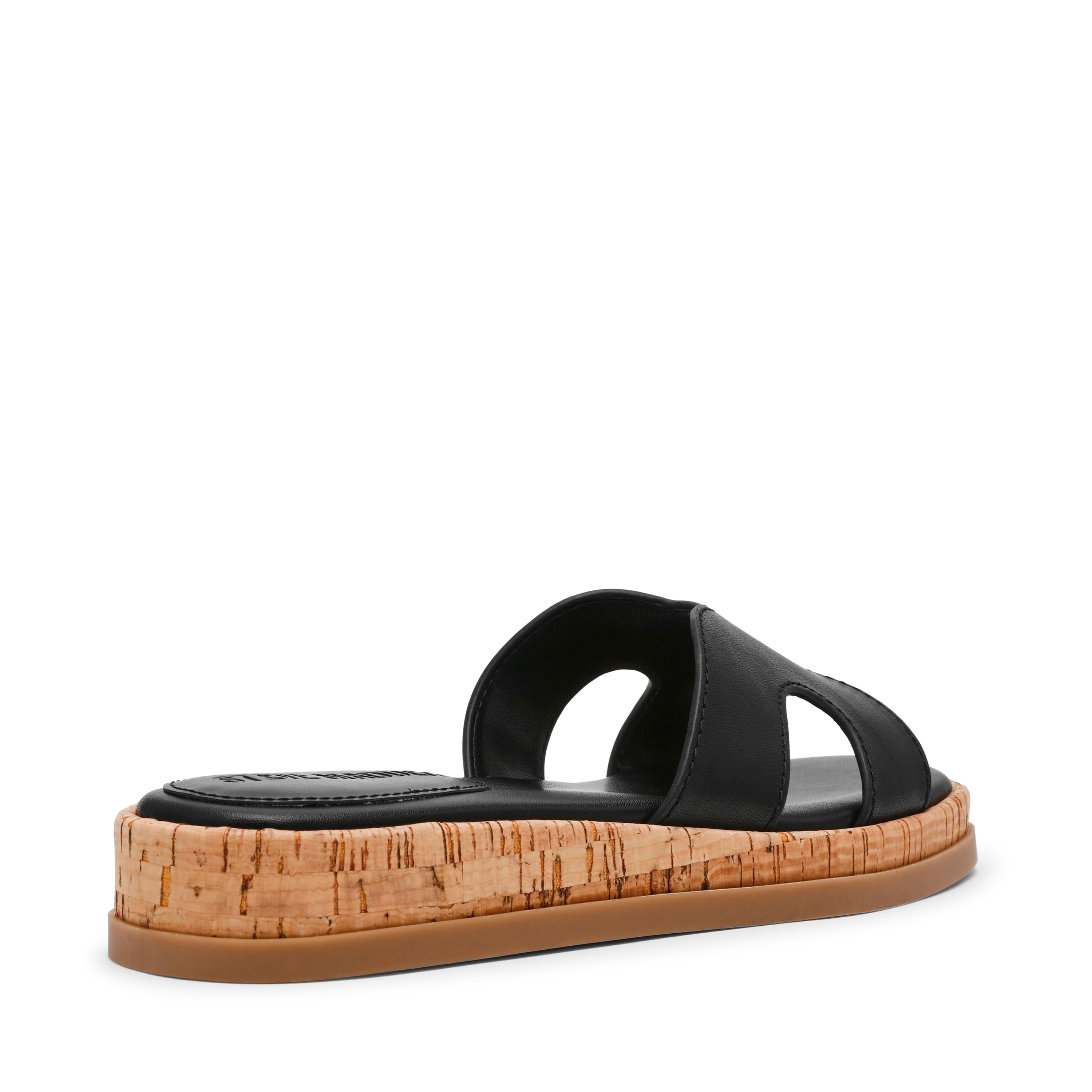 BENCHMARK NEGRO - view 3