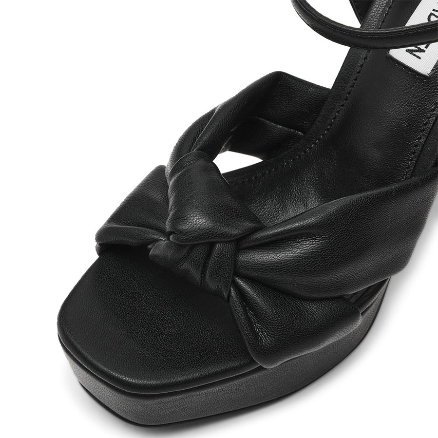 LEVONA NEGRO